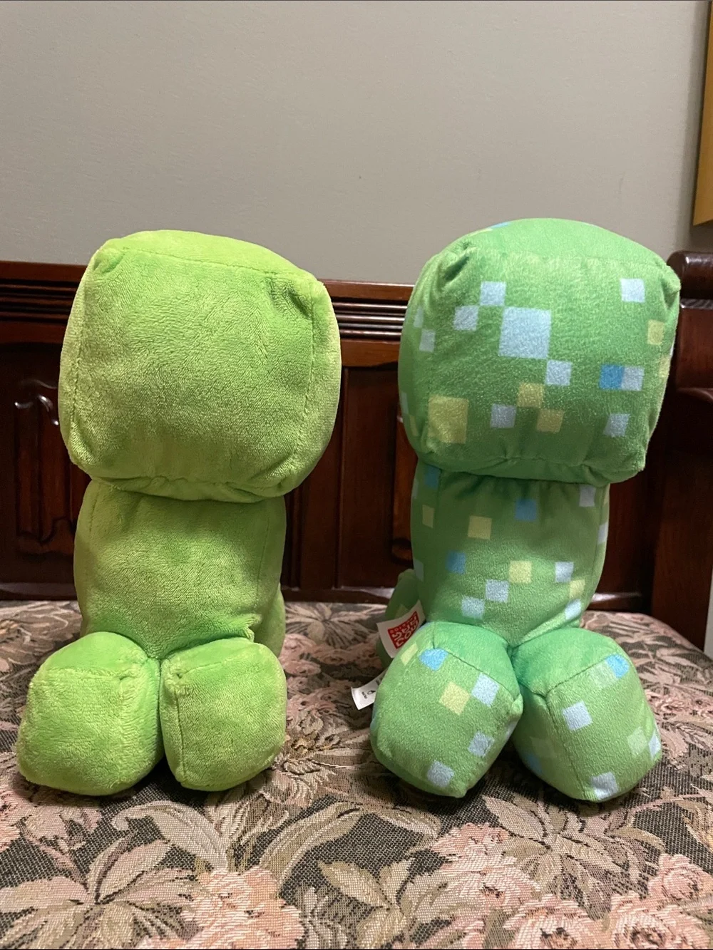 2 Minecraft Green Pixel Creeper Plush Toy